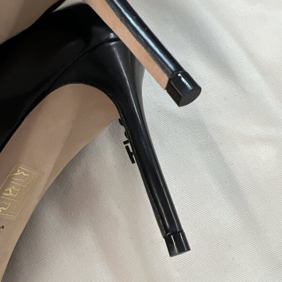 Theory Women's Shoes City Classic Pointy Pumps - Picture 8 of 9